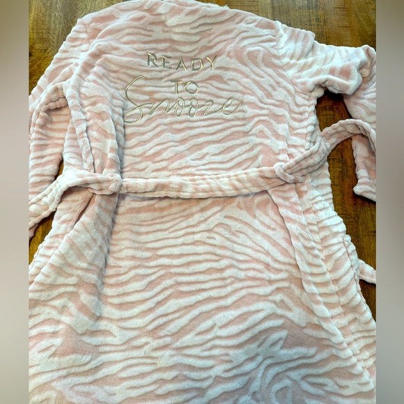 Pink Fleece robe, extremely soft. Jenni Brand, Size XS/S - Picture 3 of 4